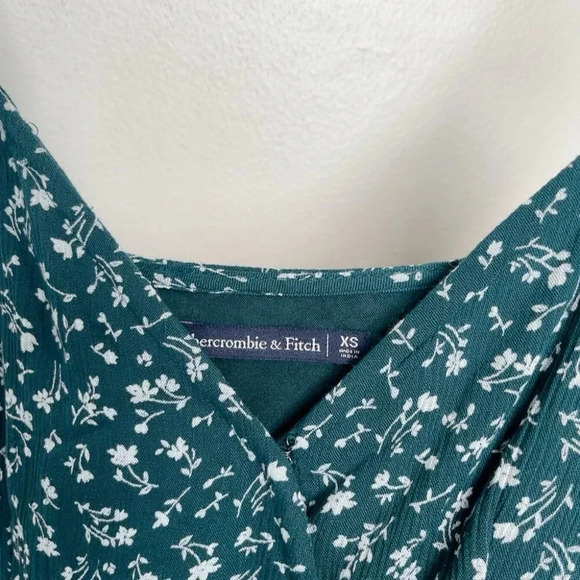 Abercrombie & Fitch Womens  Xsmall Green Ditsy Floral Wrap Dress - Picture 9 of 13